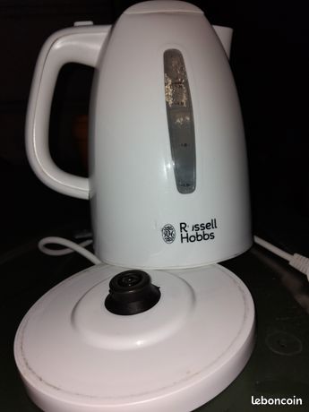 Bouilloire Russel hobbs