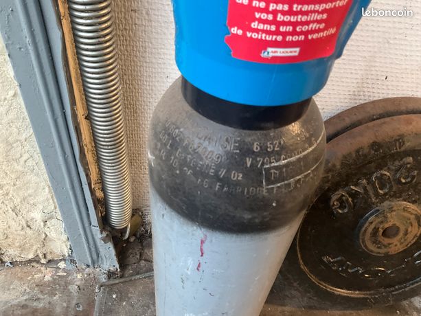 Bouteille dazote 09l vide