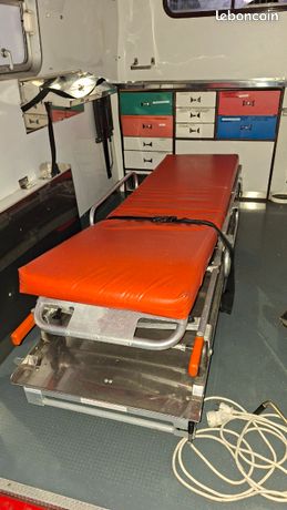 Brancard ambulance