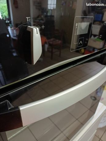 BRANDT Four encastrable catalyse