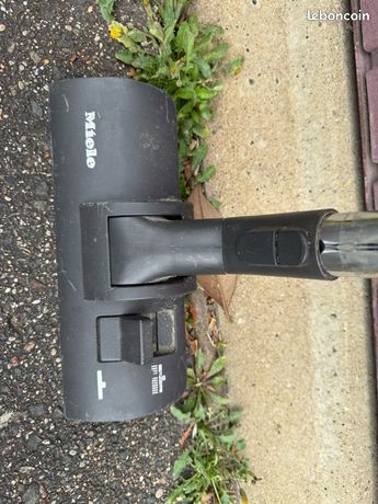Brosse aspirateur miele