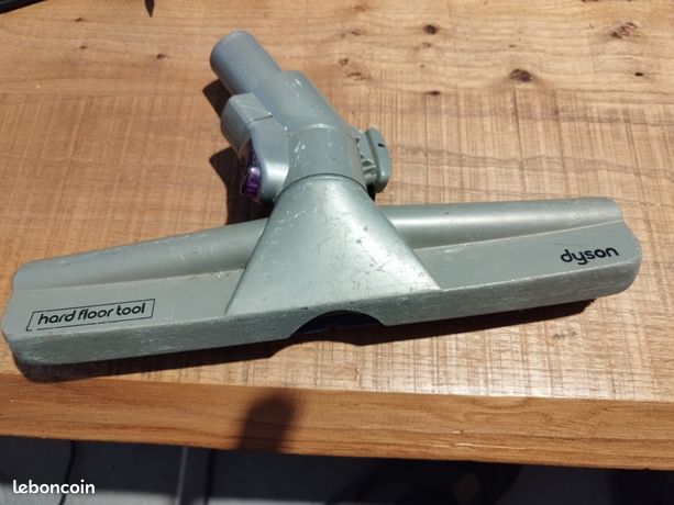 Brosse dyson hard floor tool