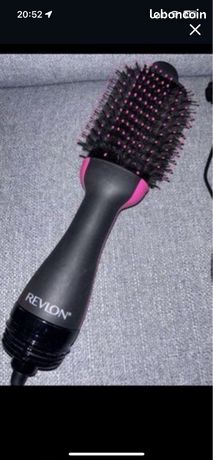 Brosse lissante Revlon