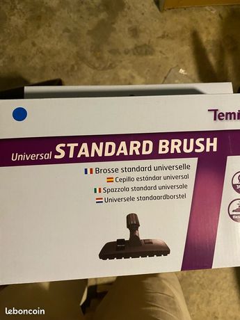 Brosse aspirateur universelle