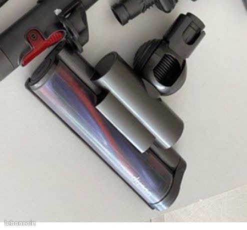 Brosse dyson