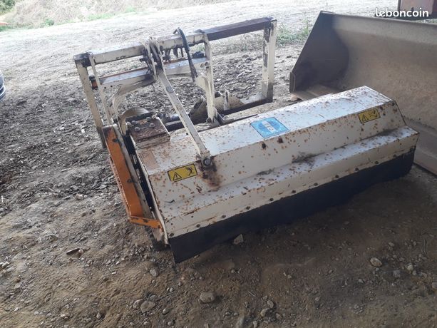 Broyeur fléaux 1.50 m de travail