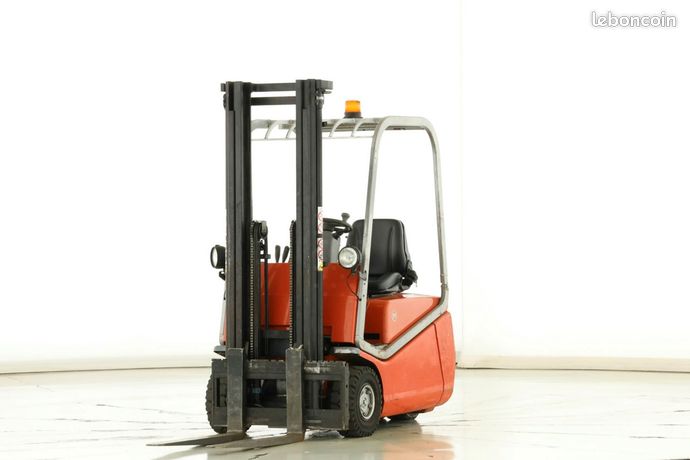 BT Chariot élévateur Electrique 1200kg BT