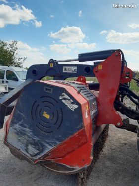 Bugnot BROYEUR A BOIS