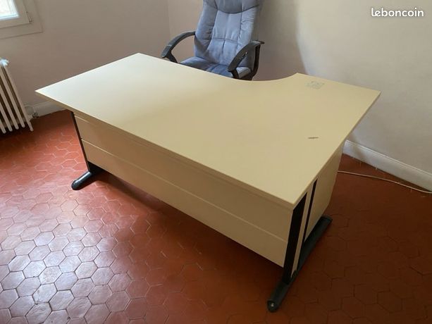Bureau à donner