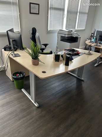 Bureau de travail d’angle (lot de 2 dispo)