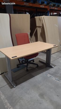 Bureau droit en bois