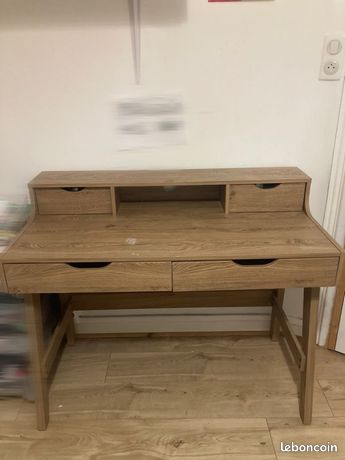 Bureau en bois