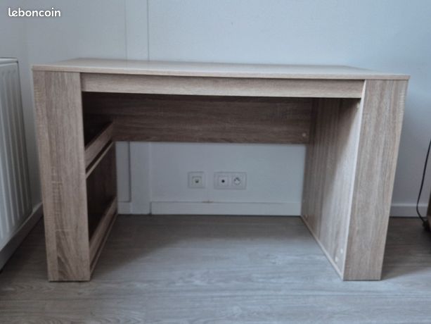 Bureau et chaise de bureau