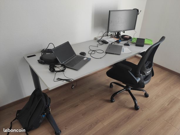 Bureau professionnel 80*180 avec passe câbles