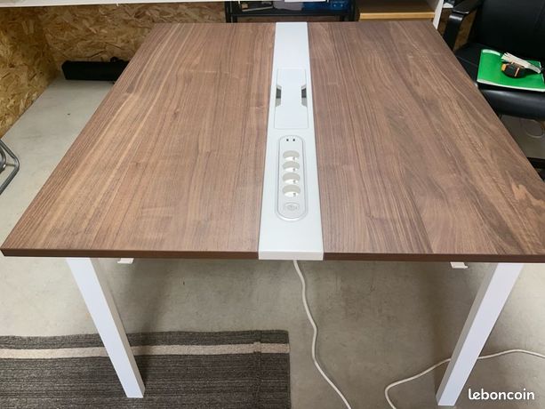 Bureau professionnel IKEA Mittzon