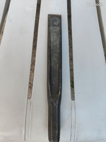 Burins nervurés, tête ronde 29 x 260mm Facom 262A.25