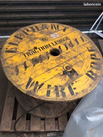 Câble acier renforcé