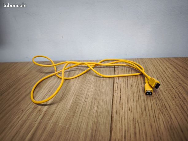 Câble transfert pour Gameboy