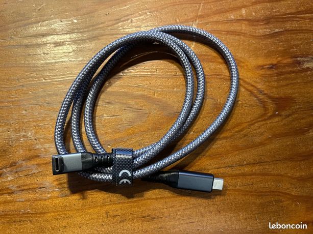 Câble USB C Thunderbolt coudé/droit longueur 1m