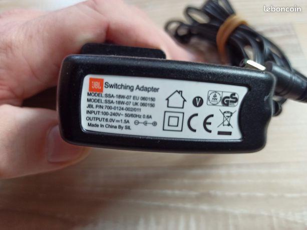 Cable JBL SSA-18W-07 EU 060150 : Adaptateur secteur 6V