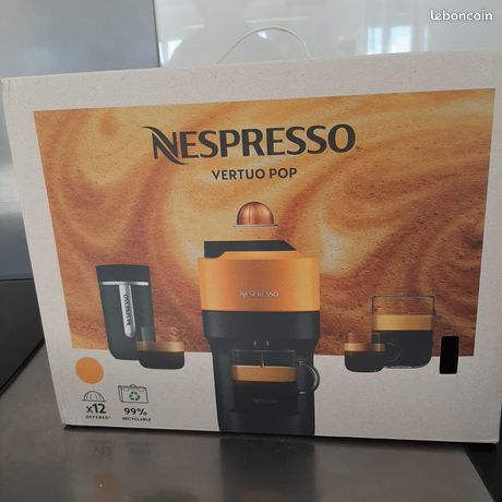 Cafetiere à capsules nespresso vertuo pop / comme neuve