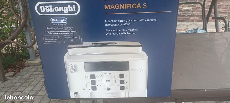 Cafetiere delonghi emballage