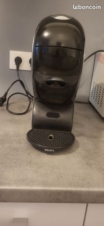 Cafetière dolce gusto neo