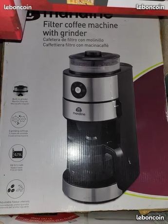 Cafetière filtre à grain de café avec broyeur - NEUVE