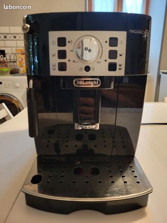 Cafetiere grain delonghi