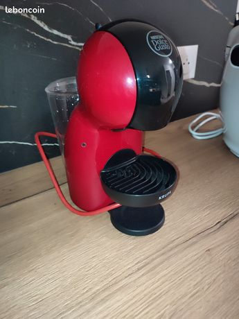 Cafetière nescafé dolce gusto rouge