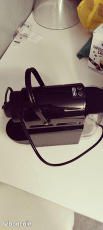 Cafetière Nespresso Delonghi