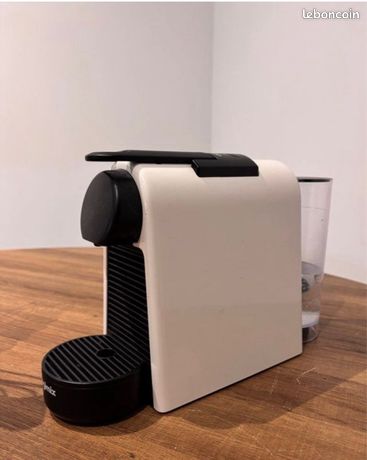 Cafetière Nespresso krups mini