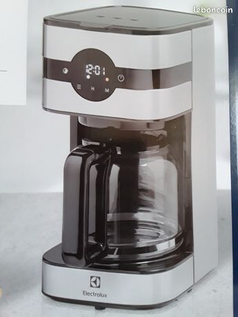 Cafetière programmable "electrolux" neuve