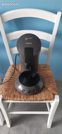 Cafetière Senseo couleur marron et noir.....20 euros