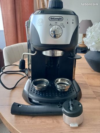 Cafetière expresso Delonghi