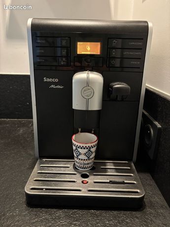 Cafetière saeco Molitor avec carafe à lait