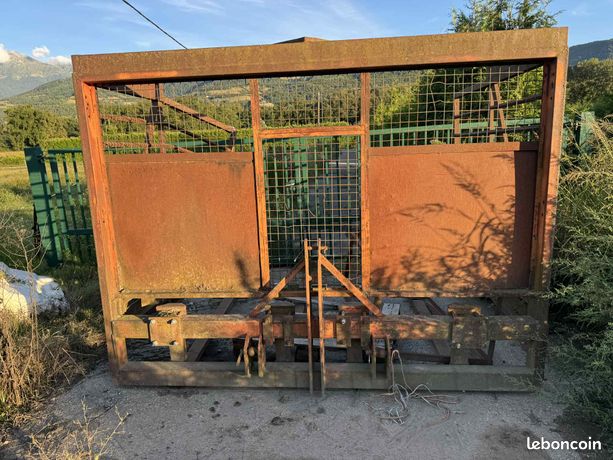 Caisse/panier à palette 3 points