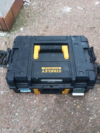 Caisse Stanley tstak