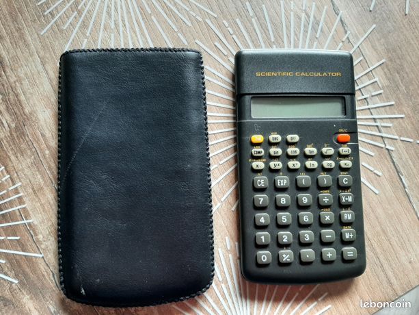 Calculatrive avec etui cuir