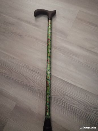 Canne de marche réglable