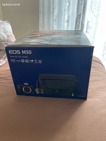 Canon EOS M50