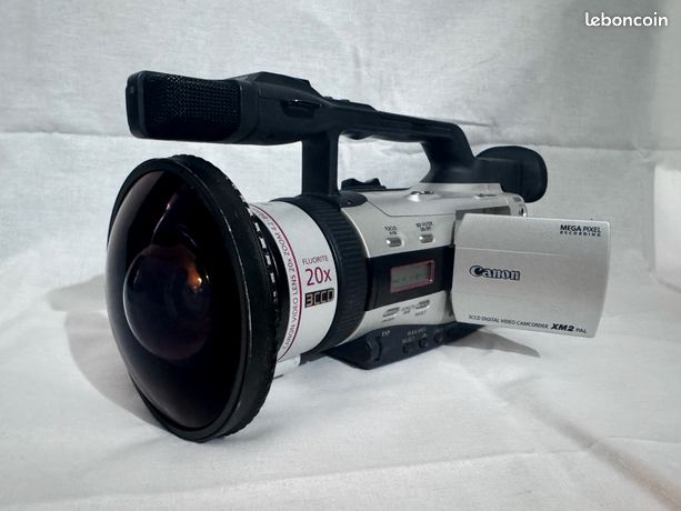 Canon XM2 / GL2 MiniDV + fisheye + 4 batteries + 2 chargeurs très bon état