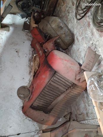 Capot tracteur massey ferguson 25 30 825