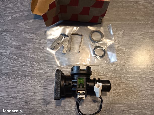 Capteur de débit saunier et Duval S5720200