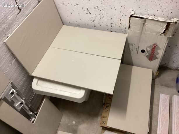 Carrelage 30 x 60 beige avec relief