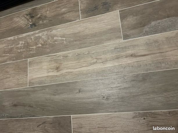 Carrelage effet parquet