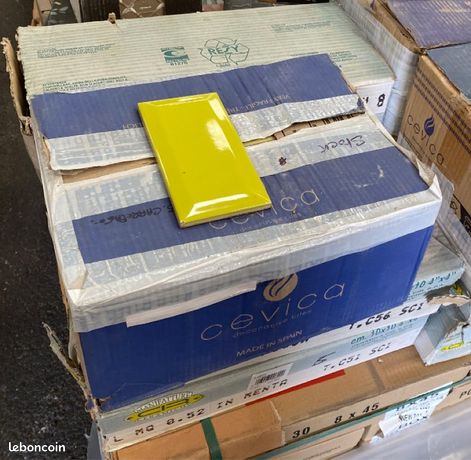 Carrelage métro CEVICA Italy jaune vert fluo brillant