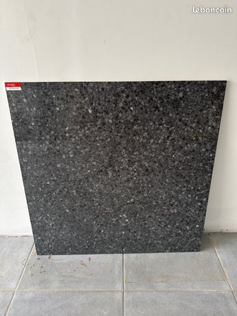 CARRELAGE NEUF 80cmx80cm reste 1 seul carreau