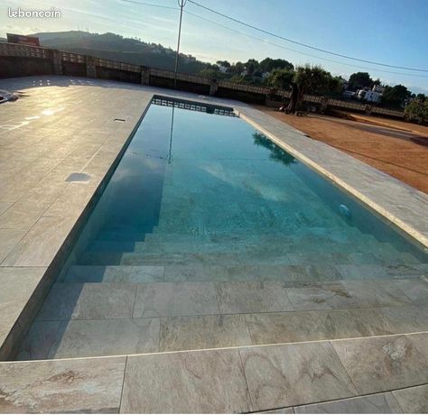 Carrelage piscine