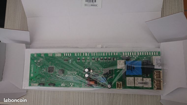 Carte électronique principale SMEG LBS147X pour PIECES